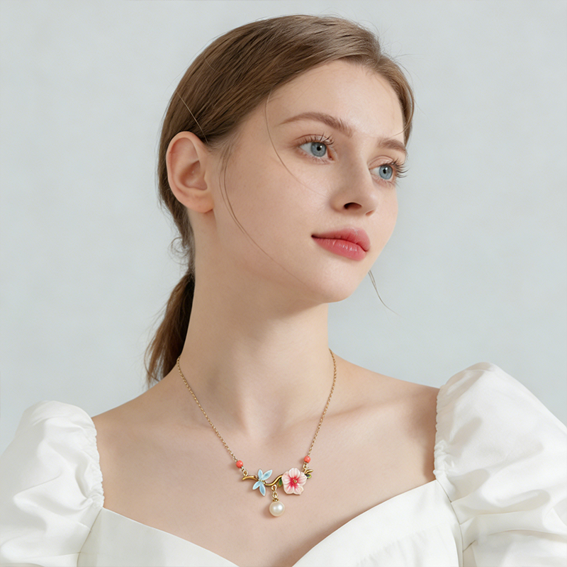 Hibiscus Necklace