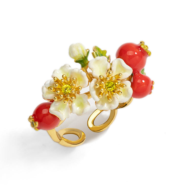 Flowers and Red Berries Ring
