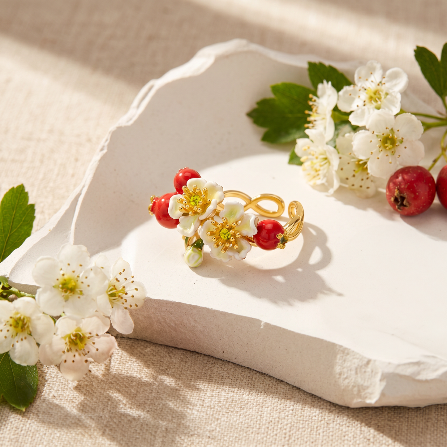 Flowers and Red Berries Ring