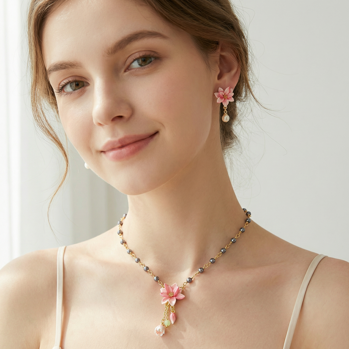 Magnolia Necklace